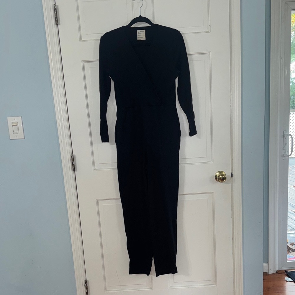 Chic Black Long Sleeve Jumpsuit